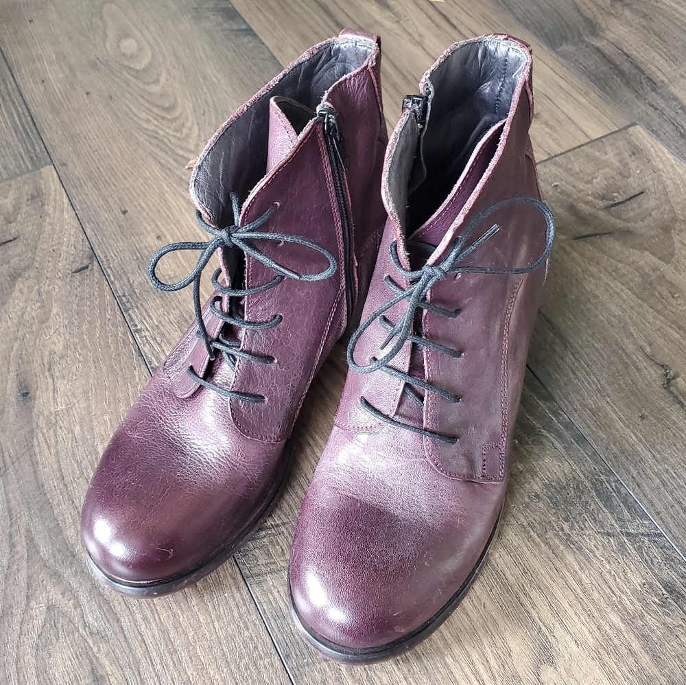 MOMA Ankle Boot
